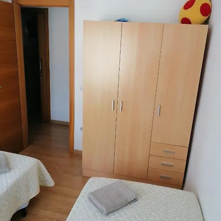 First Line Appartement *