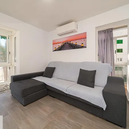 Piso Primera Linea- Casa Bonita