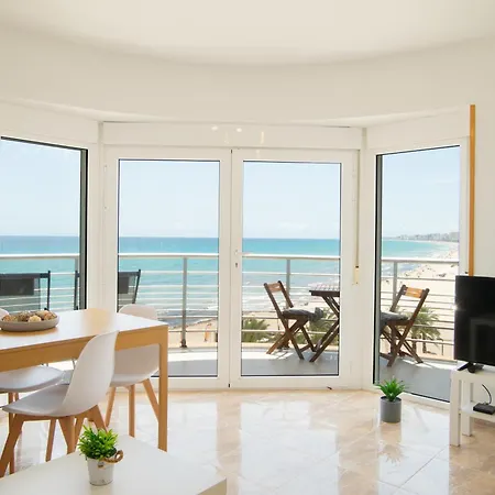 ático En 1ª Línea Con Impresionantes Vistas Al Mar