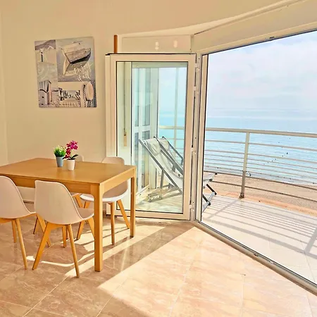 ático En 1ª Línea Con Impresionantes Vistas Al Mar *