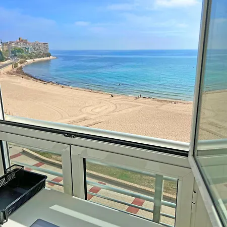Apartamento ático En 1ª Línea Con Impresionantes Vistas Al Mar