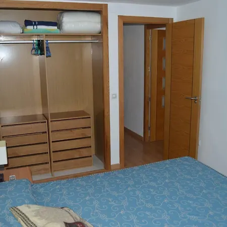 First Line Appartement *