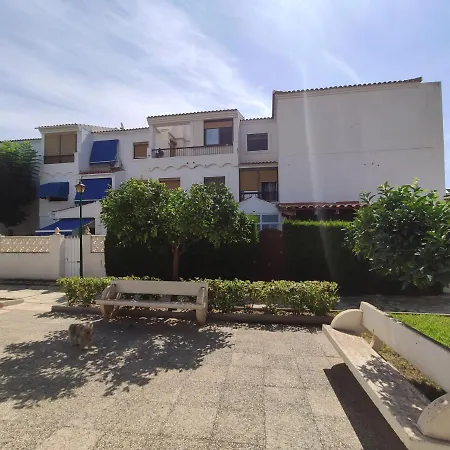 A 9 Min De La Playa Homestay