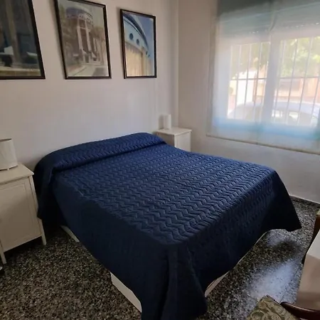 House With Exclusive Pool And Garden 7 Min Walk From The And The Center El Campello
