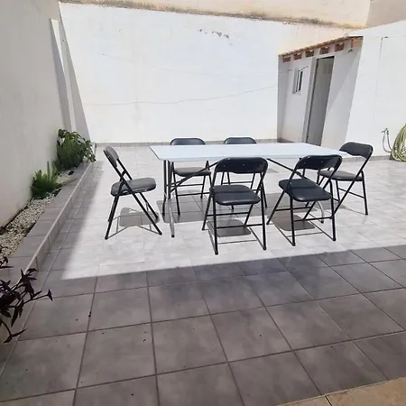 Alquilo Casa En Campello Centro Holiday home El Campello