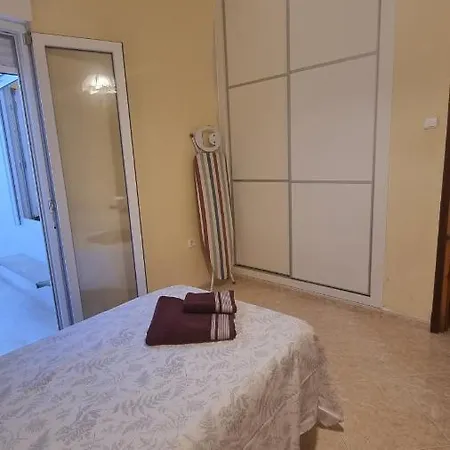 Holiday home Alquilo Casa En Campello Centro