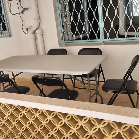 Alquilo Casa En Campello Centro *