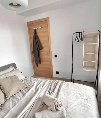 Nuevo 1 Linea! Apartment *