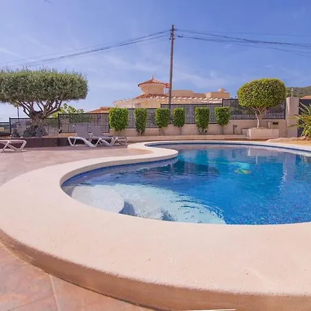 Moderna Con Piscina Villa *