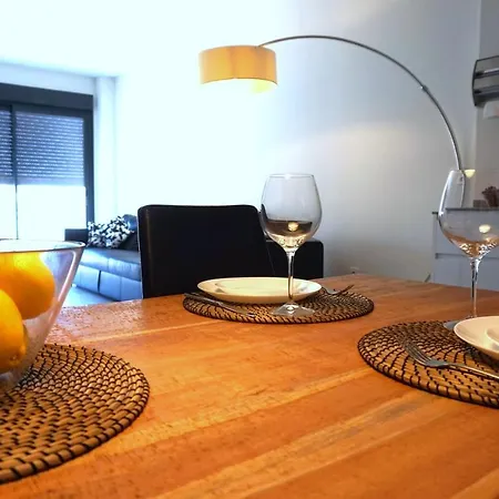 Moderno Apartamento En By Bebalmy Apartment *