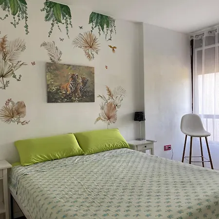 A 9 Min De La Playa Homestay El Campello