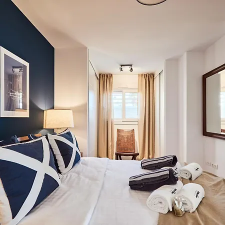 Beachfront With Private Taberna * El Campello