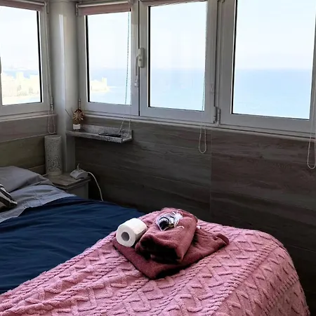 Apartment Atico A 50m Del Mar. Parking Gratis. A/c