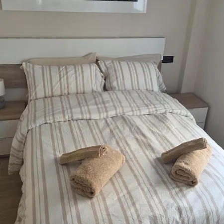 Very Beautiful En El Campello, Close To The Apartment El Campello