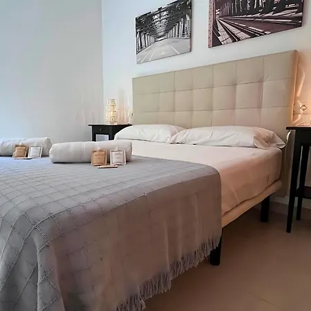 Bright Flat 50m From The With Swimming Pool And Car Park *