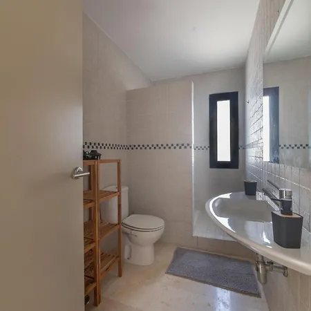 Chalet With Sea View From Alicante