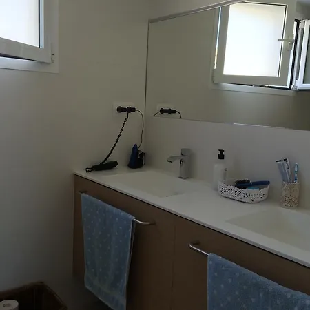 Apartment Beach House Brotonss *