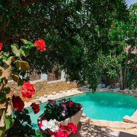 Bright With Salt Water Pool Villa